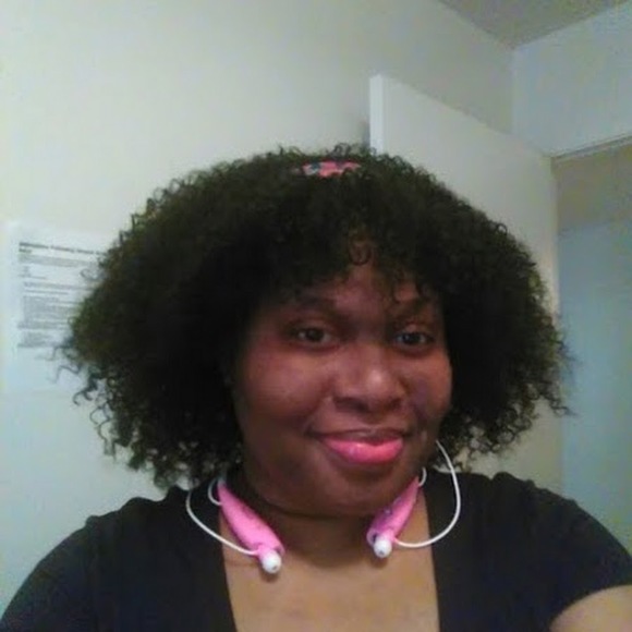 Meet your Posher, Elizabeth - Picture 1 of 1